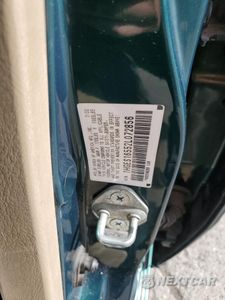 Zdjęcie 12 z 12 samochodu: 2002 HONDA CIVIC LX VIN:1HGES16552L072856 - miniatura