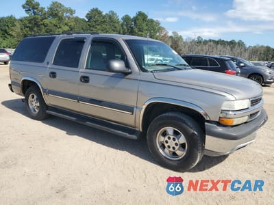 Czwarte zdjęcie samochodu z boku: 2002 CHEVROLET SUBURBAN C1500 VIN:1GNEC16Z72J175777 - miniatura