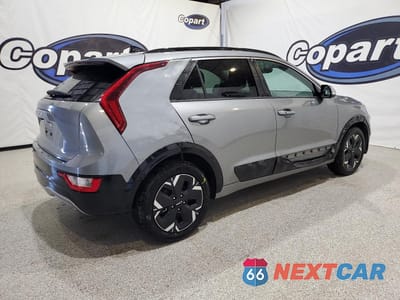 Trzecie zdjęcie samochodu z tyłu: 2024 KIA NIRO WIND VIN:KNDCR3L10R5108188 - miniatura