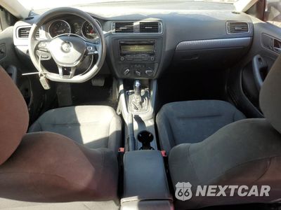 Zdjęcie 8 z 12 samochodu: 2015 VOLKSWAGEN JETTA SE VIN:3VWD07AJ9FM239471 - miniatura