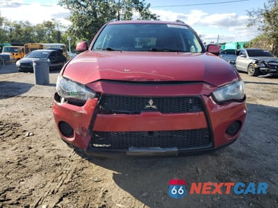 Piąte zdjęcie samochodu w środku: 2012 MITSUBISHI OUTLANDER ES VIN:JA4AS2AW4CU005867 - miniatura