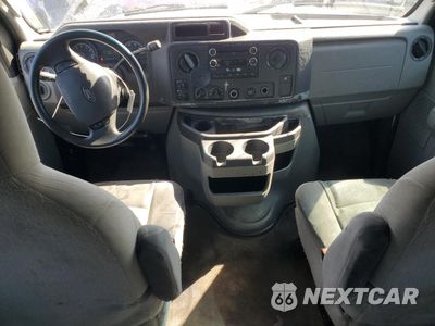 Zdjęcie 8 z 15 samochodu: 2009 FORD ECONOLINE E350 SUPER DUTY WAGON VIN:1FBNE31L89DA55131 - miniatura