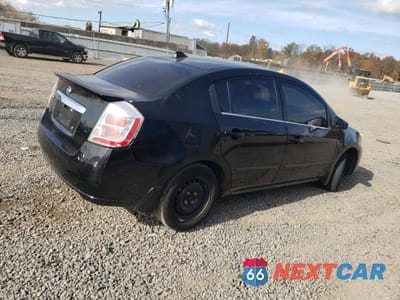 Trzecie zdjęcie samochodu z tyłu: 2011 NISSAN SENTRA 2.0 VIN:3N1AB6AP7BL627025 - miniatura