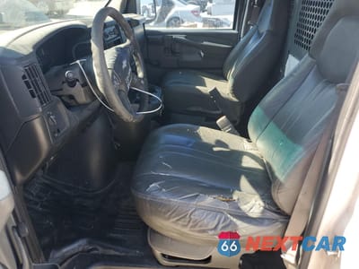 Zdjęcie 7 z 15 samochodu: 2004 CHEVROLET EXPRESS G3500 VIN:1GCHG35U441244598 - miniatura