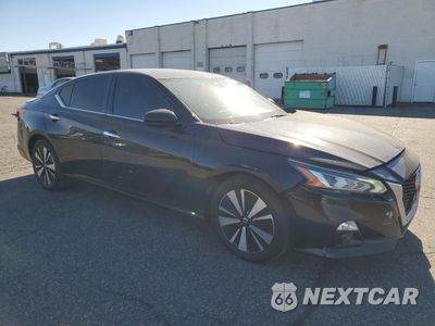 Czwarte zdjęcie samochodu z boku: 2019 NISSAN ALTIMA SL VIN:1N4BL4EVXKC213685 - miniatura