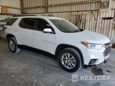 Czwarte zdjęcie samochodu z boku: 2019 CHEVROLET TRAVERSE LT VIN:1GNERGKW8KJ183125 - miniatura