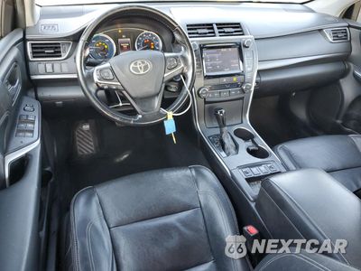 Zdjęcie 8 z 14 samochodu: 2015 TOYOTA CAMRY HYBRID VIN:4T1BD1FK1FU172949 - miniatura