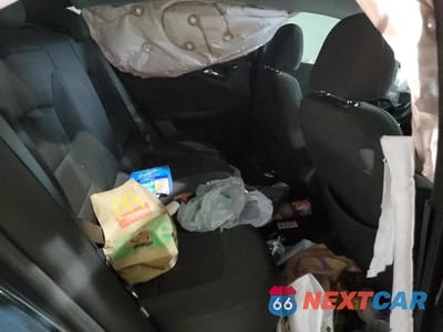 Zdjęcie 10 z 13 samochodu: 2021 CHEVROLET MALIBU RS VIN:1G1ZG5ST8MF061759 - miniatura