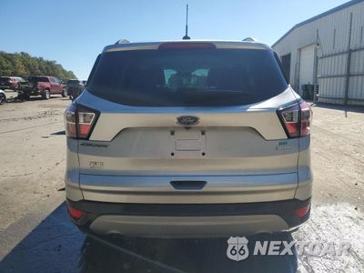 Zdjęcie 6 z 11 samochodu: 2017 FORD ESCAPE SE VIN:1FMCU0GD8HUC18360 - miniatura