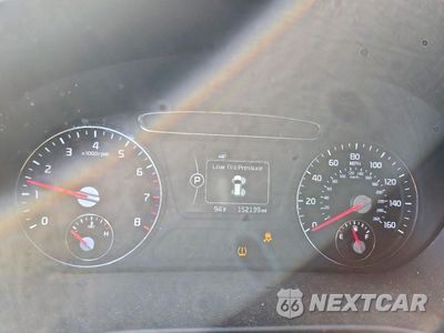 Zdjęcie 9 z 13 samochodu: 2018 KIA SORENTO LX VIN:5XYPG4A37JG370755 - miniatura