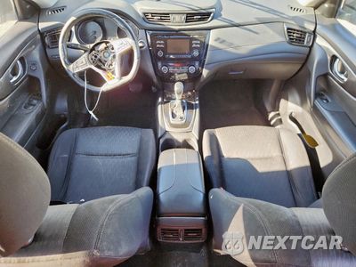 Zdjęcie 8 z 14 samochodu: 2017 NISSAN ROGUE S VIN:JN8AT2MT2HW132959 - miniatura