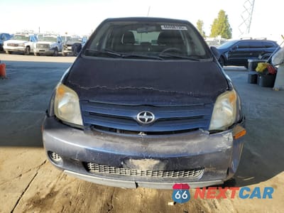 Piąte zdjęcie samochodu w środku: 2004 TOYOTA SCION XA VIN:JTKKT624840052249 - miniatura