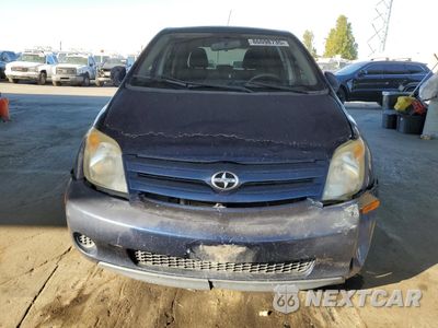 Piąte zdjęcie samochodu w środku: 2004 TOYOTA SCION XA VIN:JTKKT624840052249 - miniatura