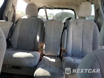 Zdjęcie 10 z 15 samochodu: 2012 TOYOTA SIENNA BASE VIN:5TDKA3DC3CS013743 - miniatura