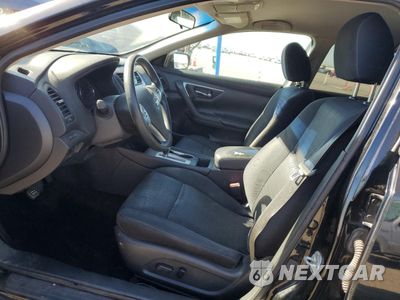 Zdjęcie 7 z 15 samochodu: 2016 NISSAN ALTIMA 2.5 VIN:1N4AL3AP4GN359377 - miniatura