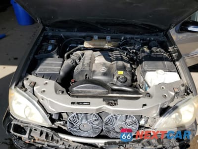 Zdjęcie 11 z 13 samochodu: 2005 MERCEDES-BENZ ML 350 VIN:4JGAB57E65A563497 - miniatura