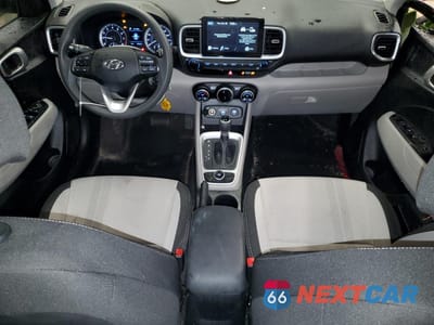 Zdjęcie 8 z 14 samochodu: 2020 HYUNDAI VENUE SEL VIN:KMHRC8A34LU033520 - miniatura