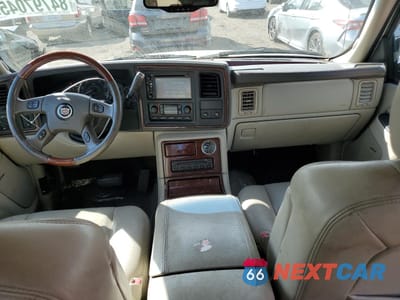 Zdjęcie 8 z 15 samochodu: 2005 CADILLAC ESCALADE EXT VIN:3GYEK62N05G245468 - miniatura
