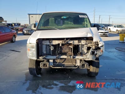 Piąte zdjęcie samochodu w środku: 2013 FORD E250 DELIVERY VAN VIN:1FTNE2EW3DDA21522 - miniatura
