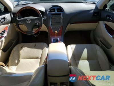 Zdjęcie 8 z 12 samochodu: 2011 LEXUS ES 350 VIN:JTHBK1EGXB2461761 - miniatura