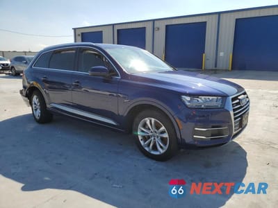 Czwarte zdjęcie samochodu z boku: 2019 AUDI Q7 PREMIUM PLUS VIN:WA1LHAF75KD035526 - miniatura