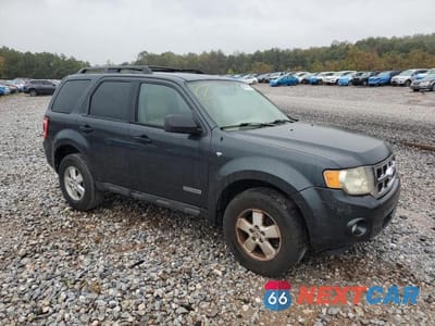 Czwarte zdjęcie samochodu z boku: 2008 FORD ESCAPE XLT VIN:1FMCU93188KB93505 - miniatura