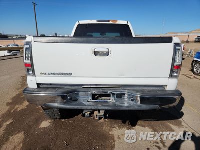 Zdjęcie 6 z 12 samochodu: 2006 CHEVROLET SILVERADO K2500 HEAVY DUTY VIN:1GCHK23236F111167 - miniatura