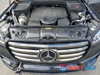 Zdjęcie 12 z 15 samochodu: 2025 MERCEDES-BENZ GLS 450 4MATIC VIN:4JGFF5KE0SB368129 - miniatura