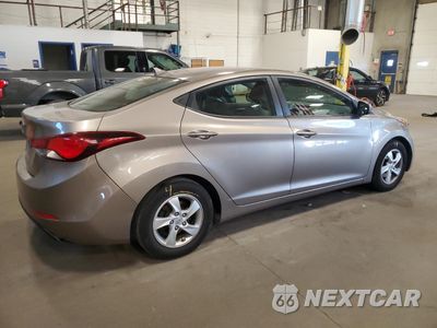 Trzecie zdjęcie samochodu z tyłu: 2014 HYUNDAI ELANTRA SE VIN:5NPDH4AE4EH480288 - miniatura