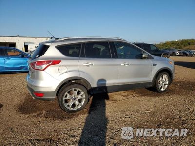 Trzecie zdjęcie samochodu z tyłu: 2015 FORD ESCAPE TITANIUM VIN:1FMCU0JXXFUC40800 - miniatura