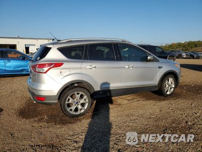 Trzecie zdjęcie samochodu z tyłu: 2015 FORD ESCAPE TITANIUM VIN:1FMCU0JXXFUC40800 - miniatura
