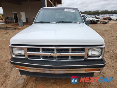 Piąte zdjęcie samochodu w środku: 1993 CHEVROLET S TRUCK S10 VIN:1GCCS19Z7P0174883 - miniatura