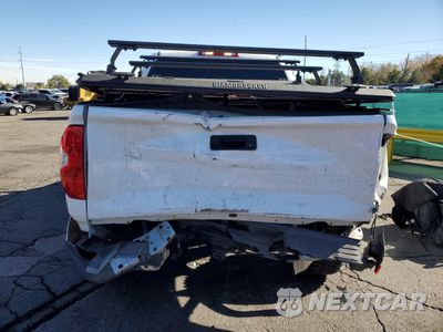 Zdjęcie 6 z 15 samochodu: 2017 TOYOTA TUNDRA CREWMAX LIMITED VIN:5TFHW5F17HX649876 - miniatura