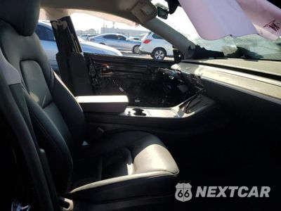 Zdjęcie 7 z 11 samochodu: 2024 TESLA Y VIN:7SAYGDEE6RF025545 - miniatura