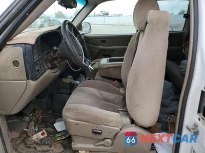 Zdjęcie 7 z 11 samochodu: 2004 CHEVROLET SILVERADO K1500 VIN:1GCEK19V24E314424 - miniatura