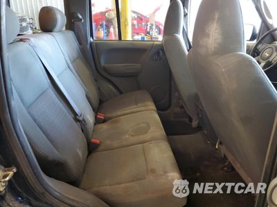 Zdjęcie 11 z 13 samochodu: 2005 JEEP LIBERTY SPORT VIN:1J4GL48K55W571890 - miniatura