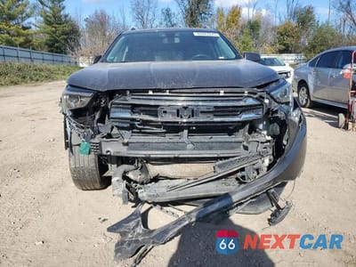 Piąte zdjęcie samochodu w środku: 2019 GMC TERRAIN SLT VIN:3GKALVEXXKL215457 - miniatura