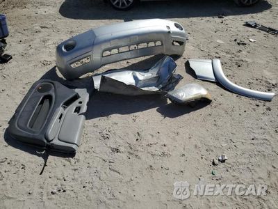 Zdjęcie 13 z 14 samochodu: 2005 TOYOTA HIGHLANDER LIMITED VIN:JTEDP21A450061242 - miniatura