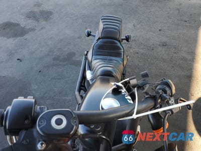 Piąte zdjęcie samochodu w środku: 2016 HARLEY-DAVIDSON XL883 IRON 883 VIN:1HD4LE236GC413884 - miniatura