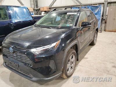 2022 TOYOTA RAV4 XLE JTMRWRFV9ND155529 - główne zdjęcie licytacji z USA - miniatura