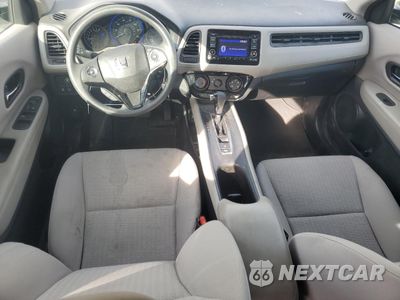 Zdjęcie 8 z 13 samochodu: 2018 HONDA HR-V LX VIN:3CZRU6H33JM722858 - miniatura