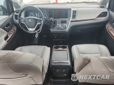 Zdjęcie 8 z 16 samochodu: 2015 TOYOTA SIENNA XLE VIN:5TDDK3DC1FS109042 - miniatura