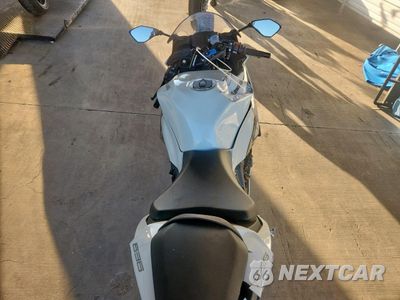 Zdjęcie 6 z 10 samochodu: 2025 KAWASAKI ZX636 K VIN:JKBZXJK17SA009375 - miniatura