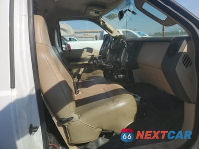 Zdjęcie 10 z 12 samochodu: 2008 FORD F350 SRW SUPER DUTY VIN:1FDSF30568EC32701 - miniatura
