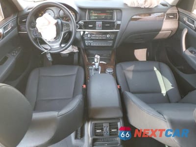 Zdjęcie 8 z 12 samochodu: 2017 BMW X3 SDRIVE28I VIN:5UXWZ7C57H0U45510 - miniatura