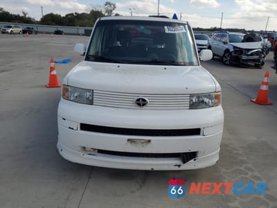 Piąte zdjęcie samochodu w środku: 2006 TOYOTA SCION XB VIN:JTLKT324964119687 - miniatura