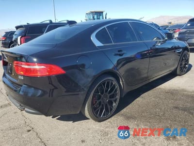 Trzecie zdjęcie samochodu z tyłu: 2017 JAGUAR XE PREMIUM VIN:SAJAJ4BV8HCP14987 - miniatura