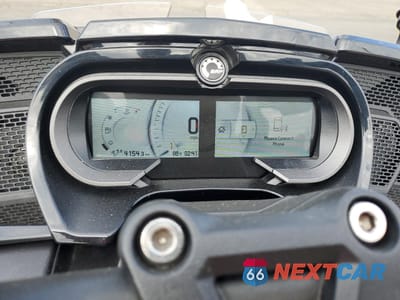 Zdjęcie 7 z 10 samochodu: 2022 CAN-AM SPYDER ROADSTER F3-T VIN:2BXREDD26NV002237 - miniatura