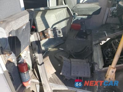 Zdjęcie 13 z 14 samochodu: 2000 FORD E350 DELIVERY TRUCK VIN:1FCJE39L3YHA77527 - miniatura