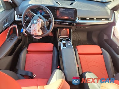 Zdjęcie 8 z 13 samochodu: 2025 BMW X1 XDRIVE28I VIN:WBX73EF0XS5134792 - miniatura